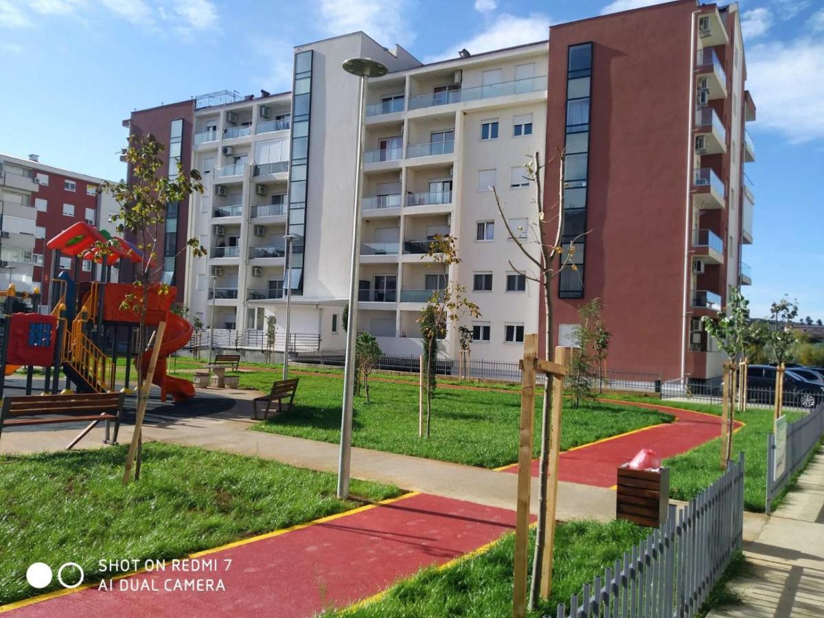 Aga Apartman Podgorica Extérieur photo